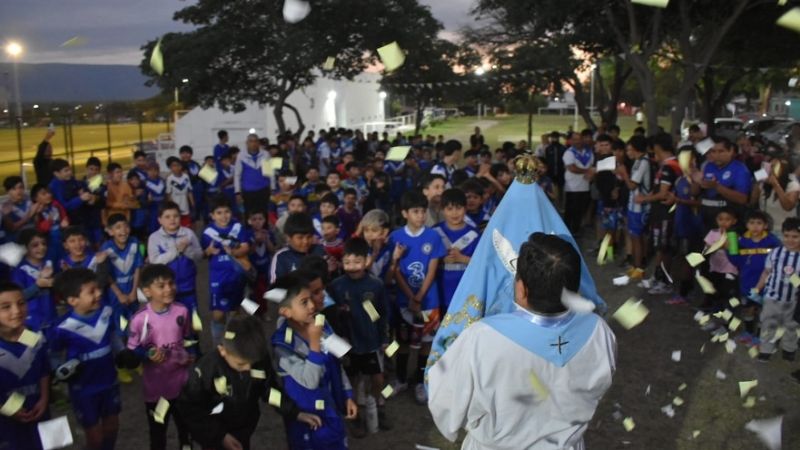 Alborozo en Vélez por la visita de la Virgen