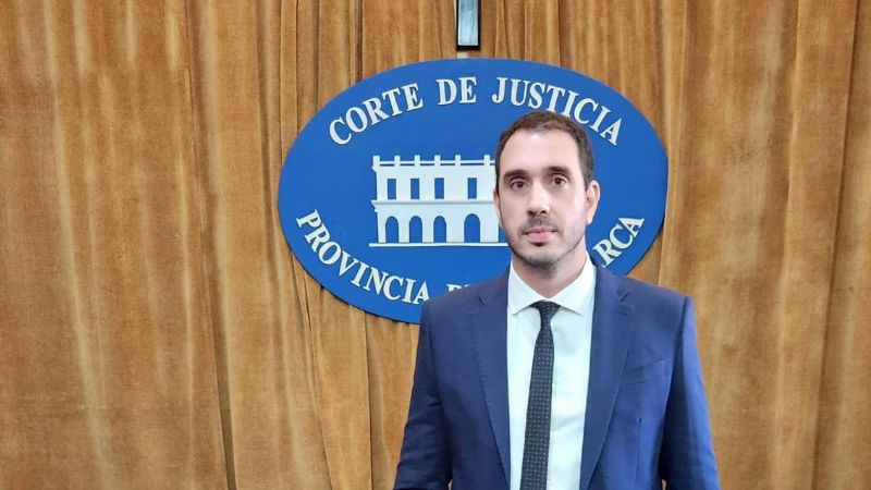Juraron fiscales y defensores
