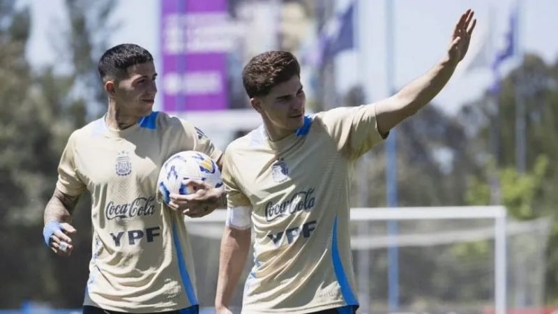 Julián Álvarez se afianza entre los titulares