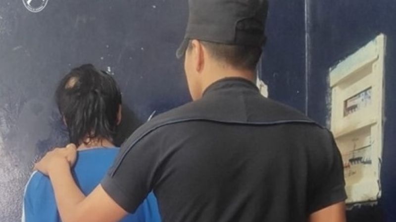 Tensión familiar en Santa Marta: joven intenta agredir a su padre con un cuchillo