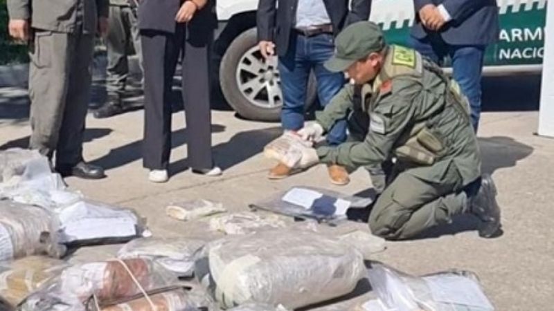 La Policía quemó 151 kilos de marihuana y 57 de cocaína
