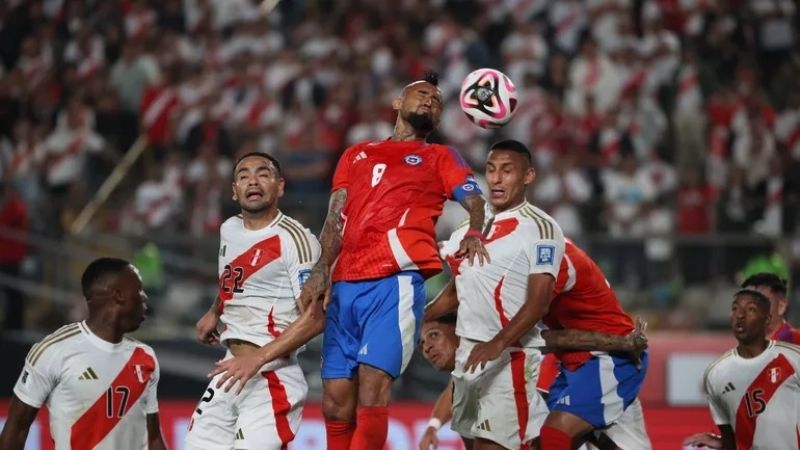 Perú y Chile empataron y se alejan del Mundial