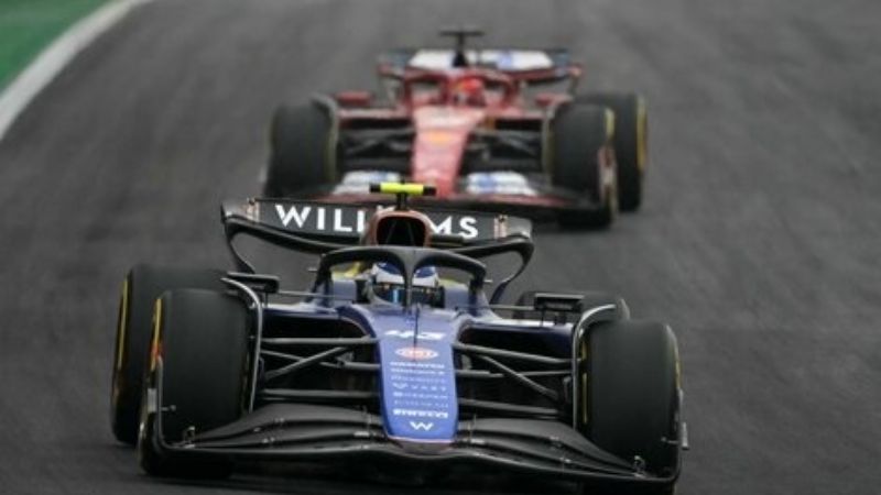 Colapinto corre hoy la Sprint y la clasificación