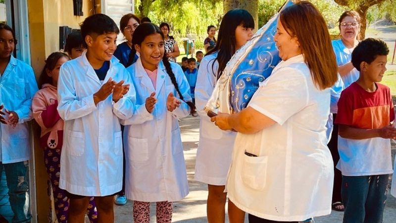 La Virgen sigue recorriendo el interior de Valle Viejo