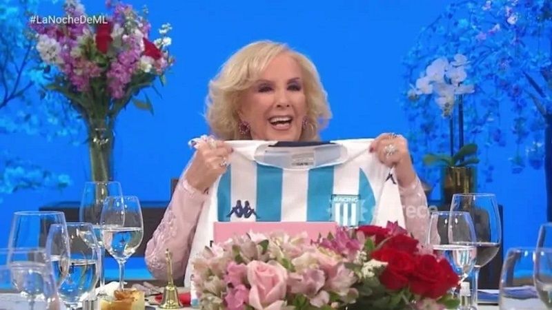Mirtha afirmó que “Racing gana 2 a 0”