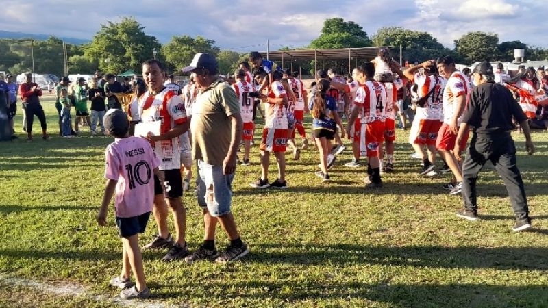 Los Castillo campeón en la 1ra. División