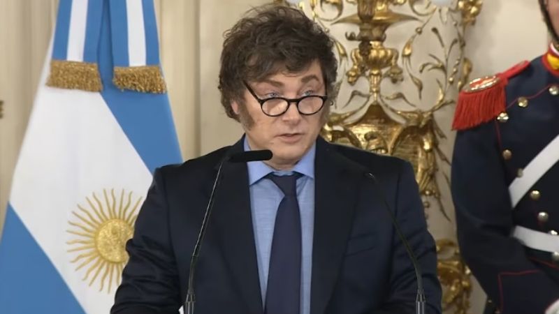 Prohibirán que presos se muden de cárcel por cambios en la identidad de género