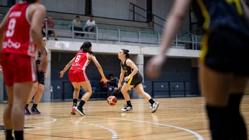 En Chilecito, Montmartre visita a Riachuelo