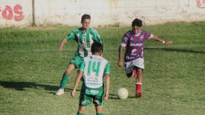 Triunfo “Villano” y empate de “Santos” y “Cuervos”