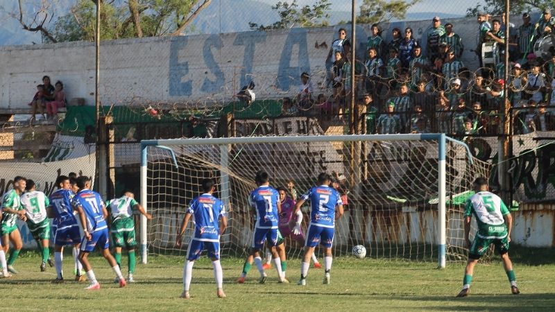 San Martín goleó a Olmos y lidera la Zona 10