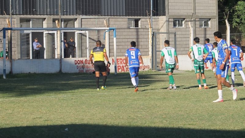 San Martín goleó a Olmos y lidera la Zona 10