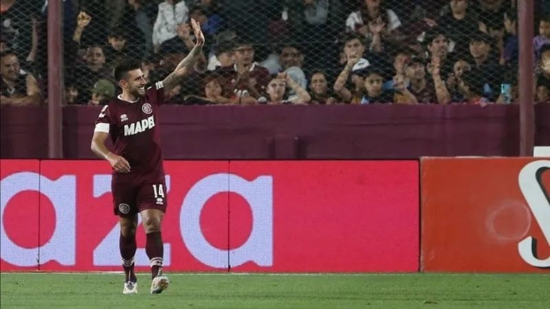 Boca sigue sin levantar cabeza; cayó con Lanús