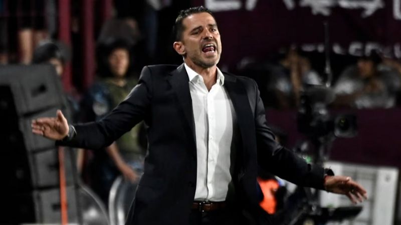 "Hay que hacer una autocrítica muy grande puertas adentro"