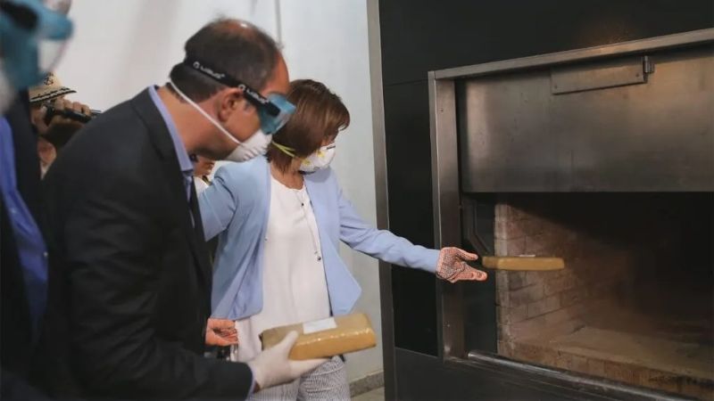 Bullrich en Neuquén: quemarán casi 800 kilos de cocaína incautada