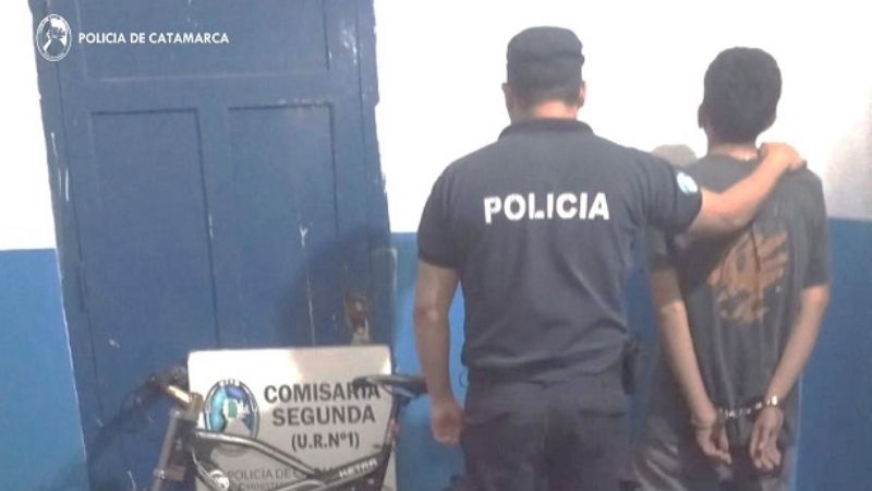 Robó una bici, se escondió en una casa, pero fue detenido