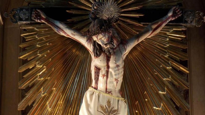 Procesión en honor del Señor de la Salud 