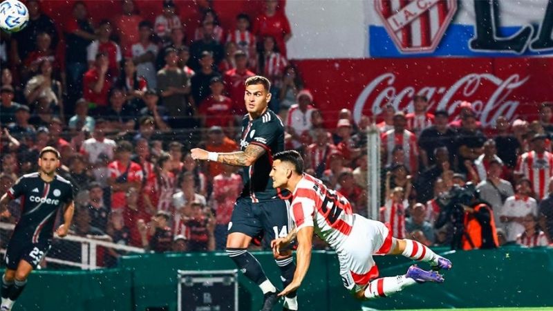 River le ganó a Instituto y también “se anota”