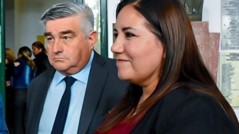 Intiman al Ejecutivo a que brinde información