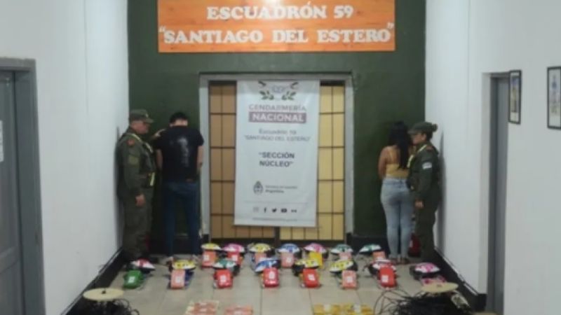 Tour de compras: dos bolivianos traían más de 33 kg. de cocaína