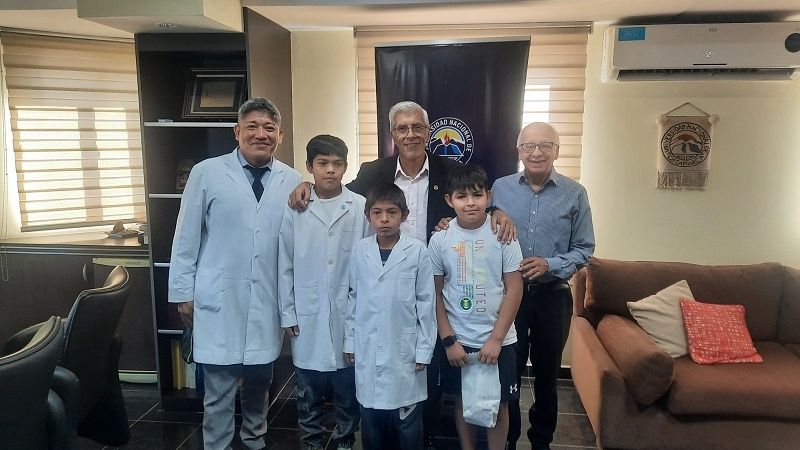 El Rector recibió a niños del Hogar Escuela y Barrio el Liberal