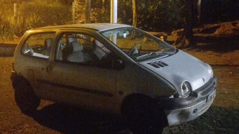 Cargaban el botín al auto, y llegó la policía