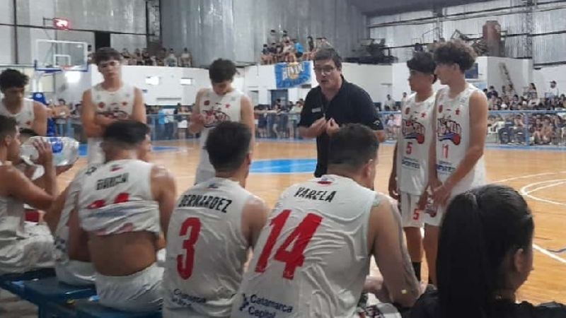 Red Star venció a Hindú y manda la serie final