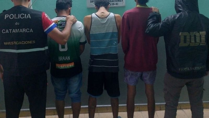 Siete detenidos tras un allanamiento