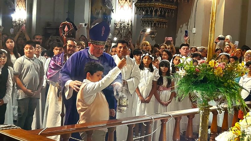 Niños de la Catequesis se consagraron a la Virgen