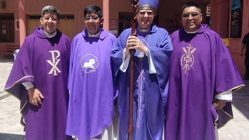 Los padres Chaile, Chaves y Chumbita celebran sus Bodas de Plata sacerdotales