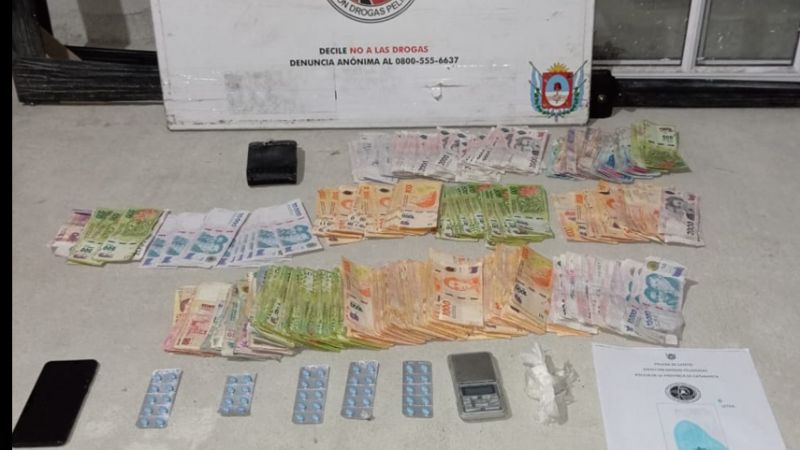 Atraparon a una dealer con más de un millón de pesos