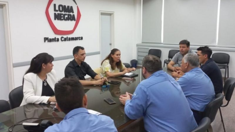 Evalúan procesos de formación de jóvenes para la industria