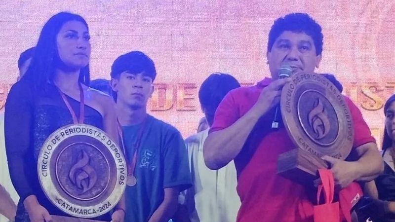 Por “capricho” del Círculo, Romero compartió el premio