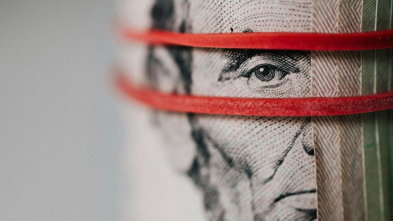 El BCRA extiende el plazo para cambiar los billetes "cara chica" hasta marzo de 2025