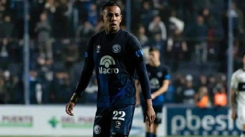 Tres clubes se disputan a Villa