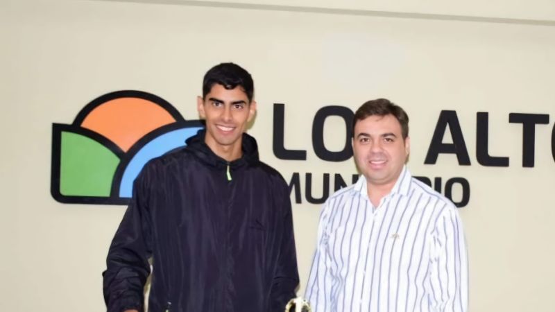 Raúl Barot recibió al campeón provincial de Trail 2024, Agustín Ibáñez