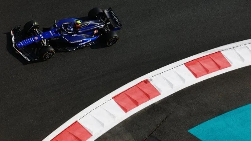 Colapinto arrancó mal; penalización por la caja