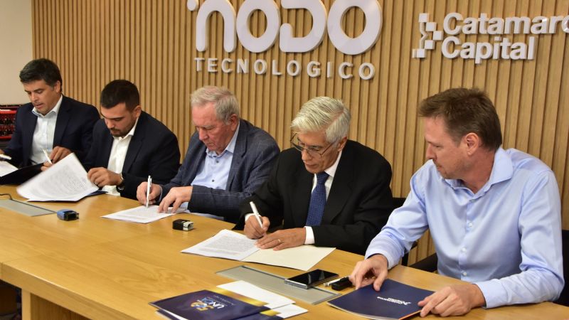 En cooperación con organismos estatales la UNCA capacita en ciberseguridad