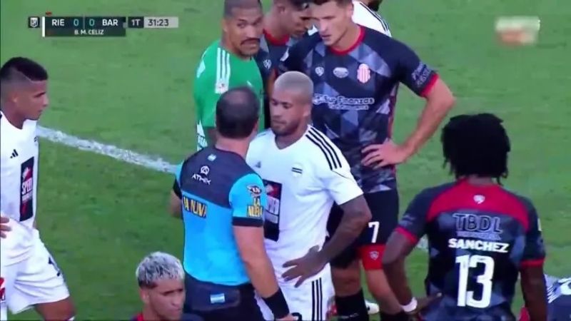 Sarmiento-Defensa y Riestra-Barracas, iguales