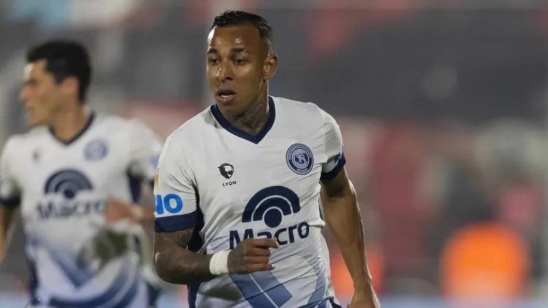 Ofrecieron a Villa como refuerzo de Racing