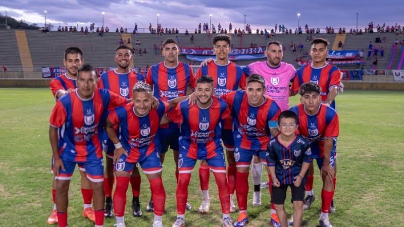 San Lorenzo goleó a Policial iniciando 8vos. del Regional