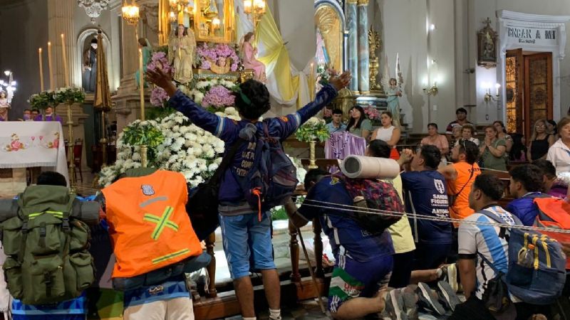 Con la solemne procesión, culminan las festividades marianas