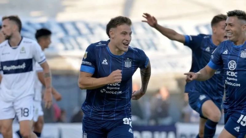 Talleres quedó a un mano a mano con Vélez