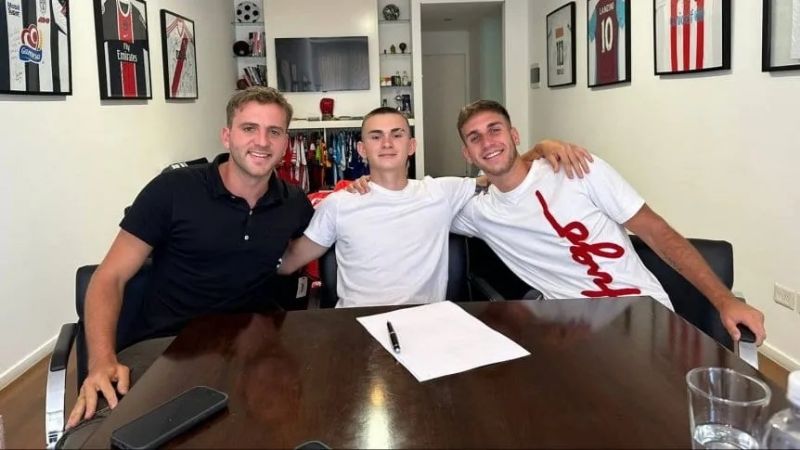 López cambió de agente y arreglará con el “Rojo”