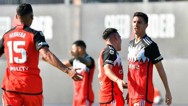 River lo “mató con la chapa” a Riestra: 3 a 0