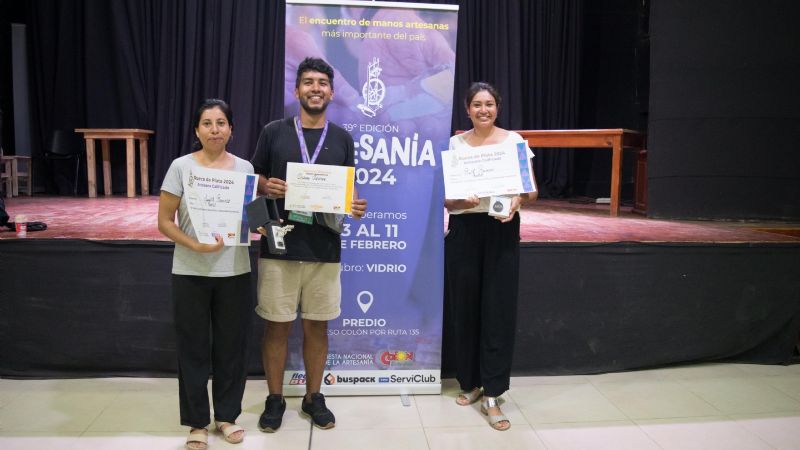 Artesanos catamarqueños premiados en la Fiesta Nacional de la Artesanía de Colón