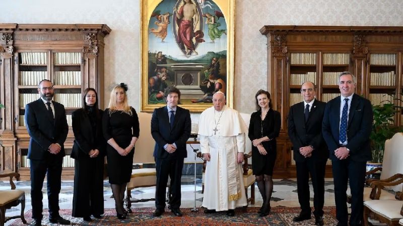 El Papa Francisco y Milei se reunieron en el Vaticano