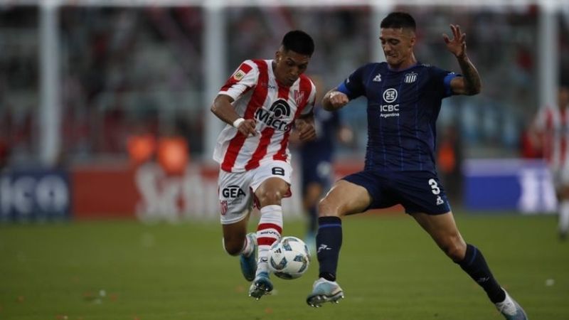 Instituto y Talleres a mano: 2 a 2