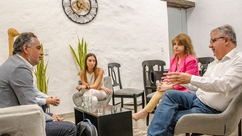 Neba se comprometió a mantener la planta de personal