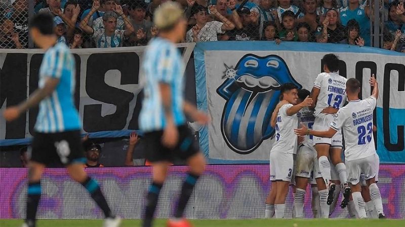 Ganó el “Ciclón”; perdió Racing y el “Tomba” líder