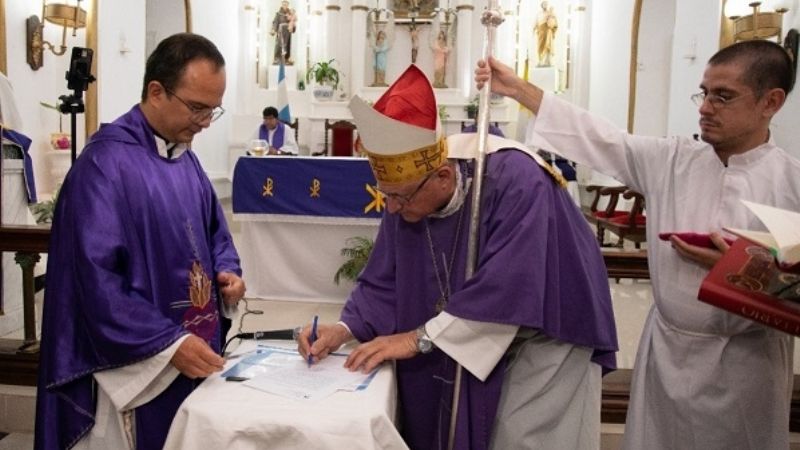 La comunidad de Tinogasta recibió a su nuevo párroco